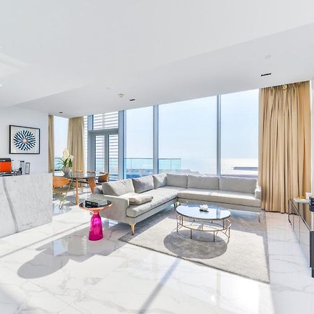 Luxe 3 Bedroom Oceanfront Apartment In The Heart Of Bluewaters Island Dubai Eksteriør bilde