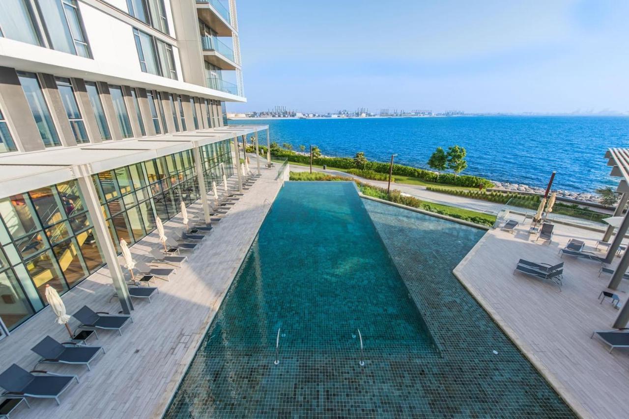 Luxe 3 Bedroom Oceanfront Apartment In The Heart Of Bluewaters Island Dubai Eksteriør bilde