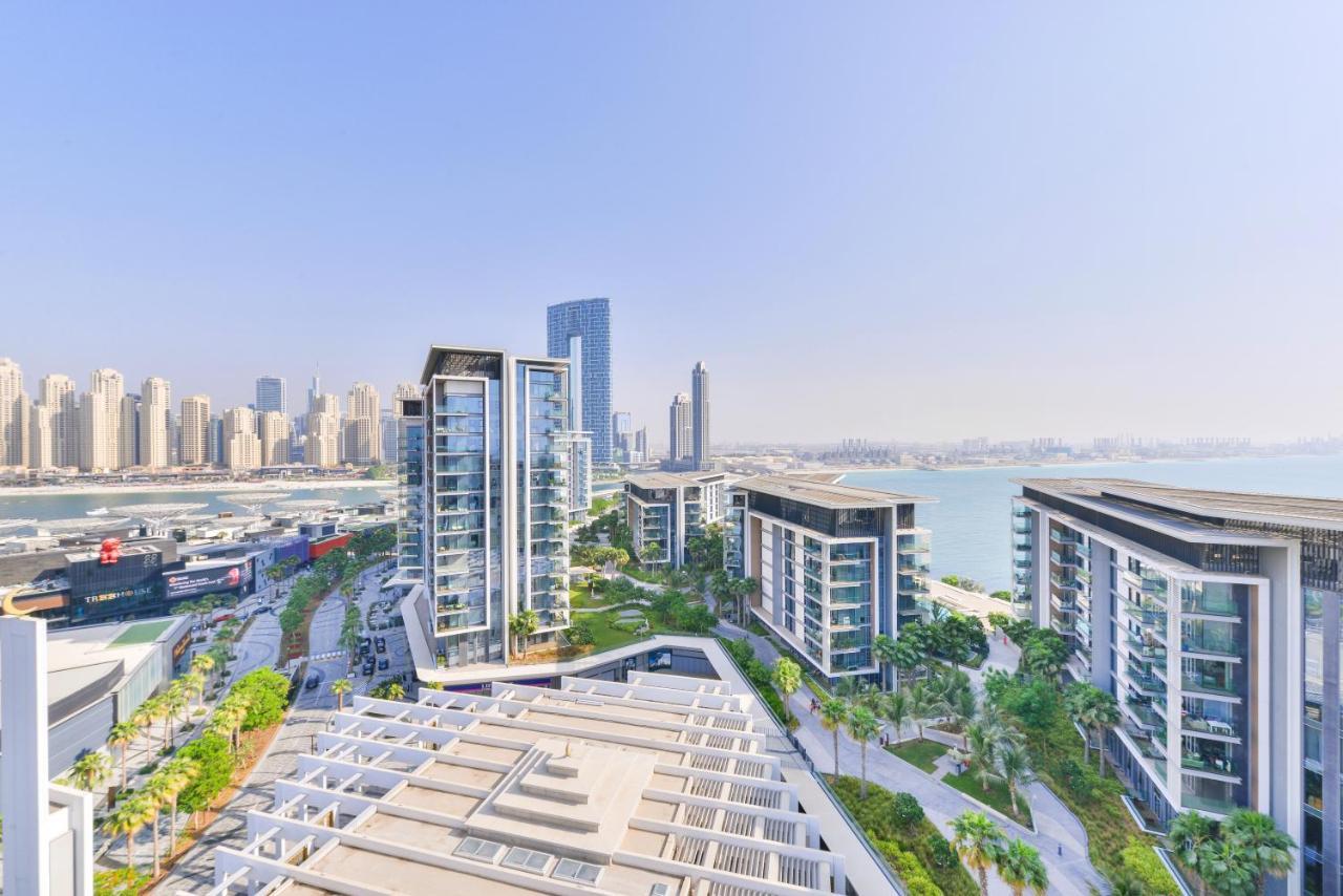 Luxe 3 Bedroom Oceanfront Apartment In The Heart Of Bluewaters Island Dubai Eksteriør bilde